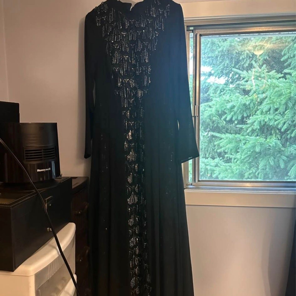 Chic Black Long Sleeve Dress